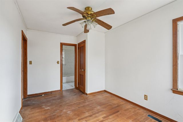 1131 69th Street, Windsor Heights, IA 50324