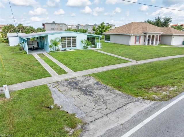3107 Easy ST, Port Charlotte, FL 33952