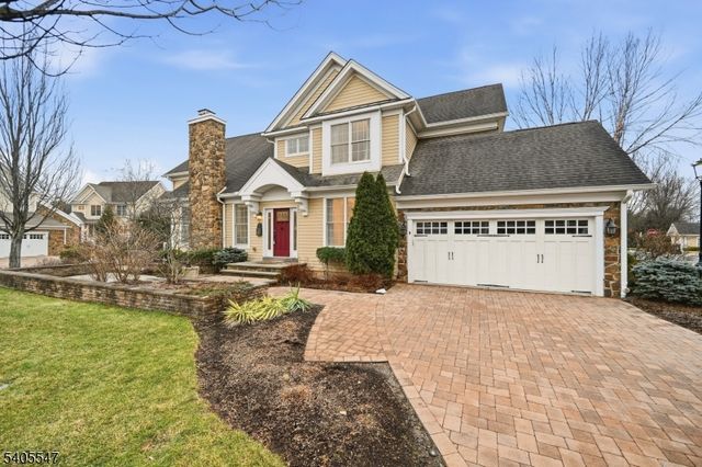 8 Woodstone Circle, Millburn Twp., NJ 07078