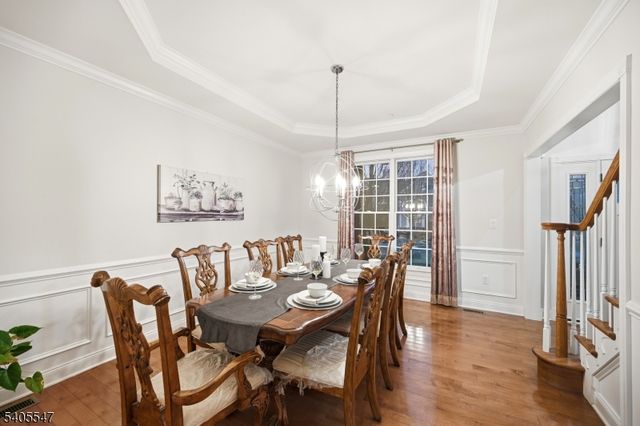 8 Woodstone Circle, Millburn Twp., NJ 07078