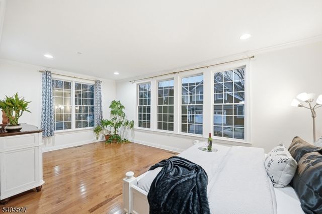 8 Woodstone Circle, Millburn Twp., NJ 07078