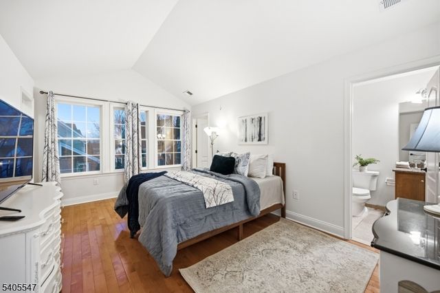 8 Woodstone Circle, Millburn Twp., NJ 07078