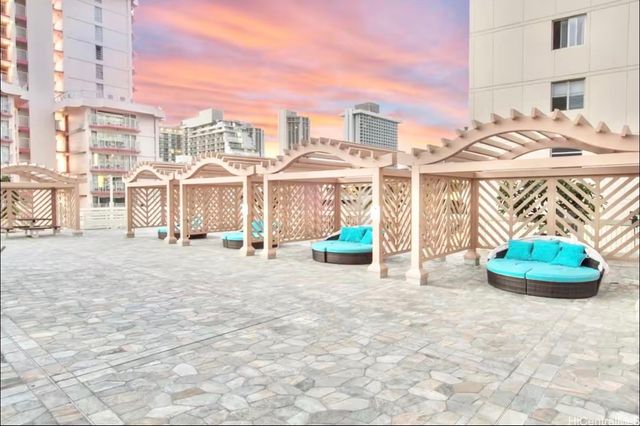 445 Seaside Avenue 2402, Honolulu, HI 96815