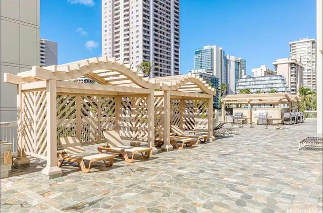 445 Seaside Avenue 2402, Honolulu, HI 96815
