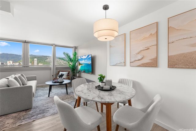 445 Seaside Avenue 2402, Honolulu, HI 96815