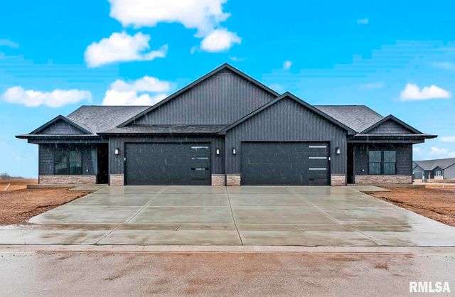 5221 Verdant Lane, Springfield, IL 62711