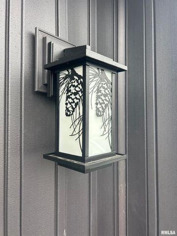 5221 Verdant Lane, Springfield, IL 62711