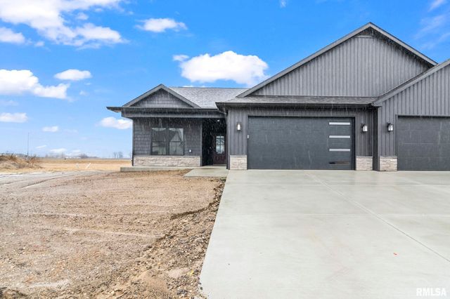 5221 Verdant Lane, Springfield, IL 62711