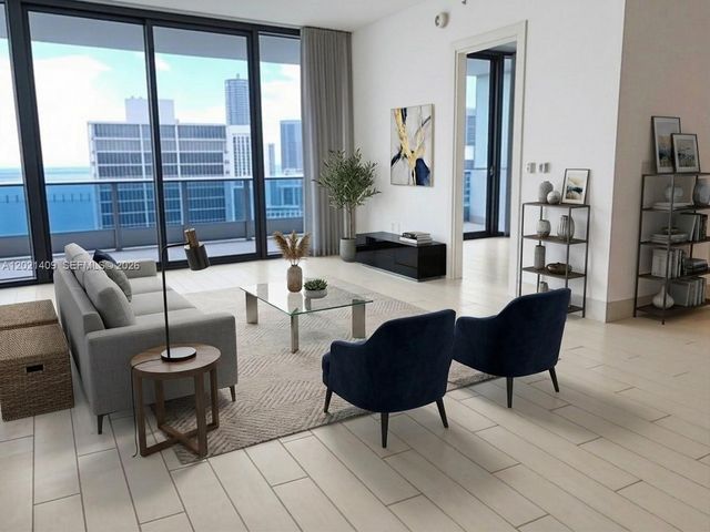 200 Biscayne Boulevard Way 5004, Miami, FL 33131