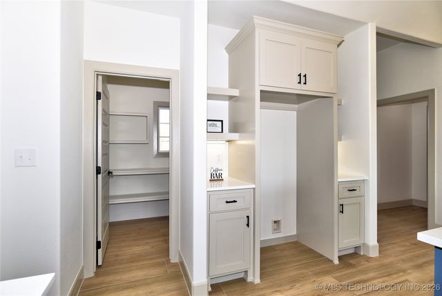 25245 S Creekbank Trail, Claremore, OK 74019