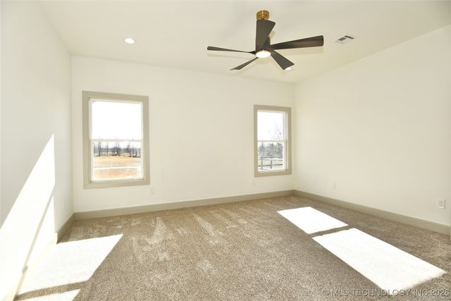 25245 S Creekbank Trail, Claremore, OK 74019