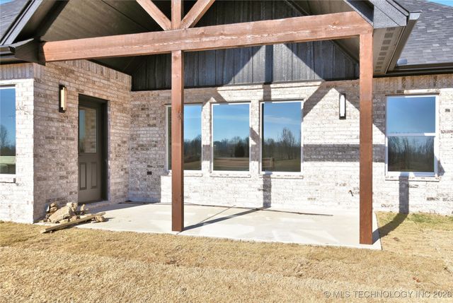 25245 S Creekbank Trail, Claremore, OK 74019