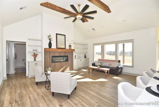 25245 S Creekbank Trail, Claremore, OK 74019