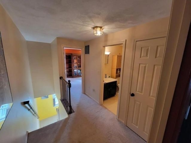 22 Collins St 31, Danvers, MA 01923