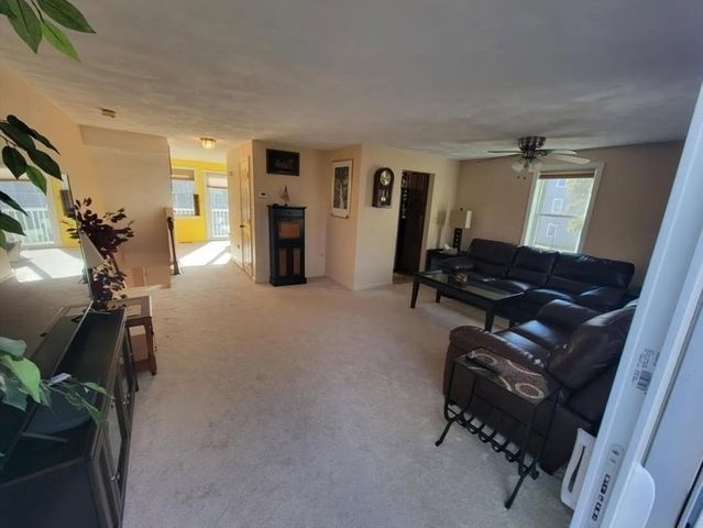 22 Collins St 31, Danvers, MA 01923