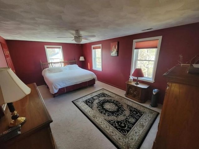 22 Collins St 31, Danvers, MA 01923