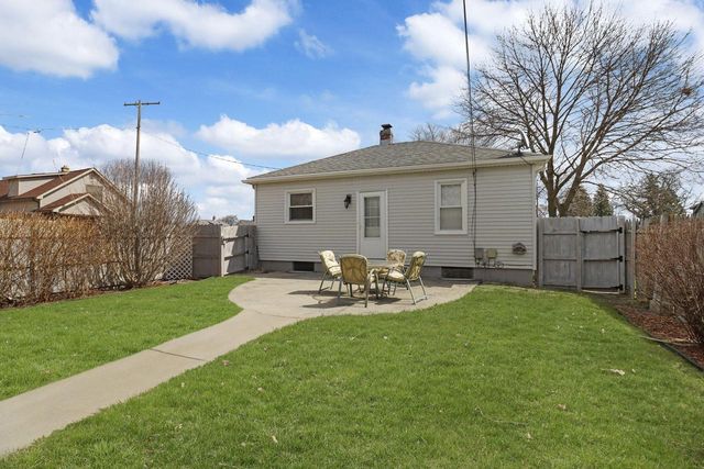 1300 Illinois STREET, Racine, WI 53405