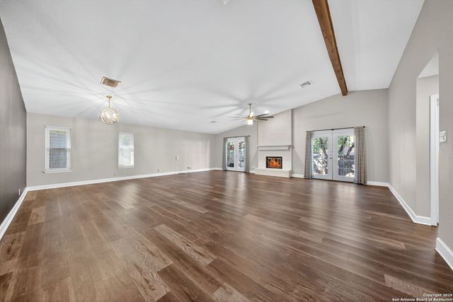 1915 Creek Hollow, San Antonio, TX 78259