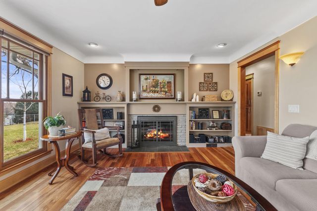 5300 Saint Croix Avenue N, Golden Valley, MN 55422