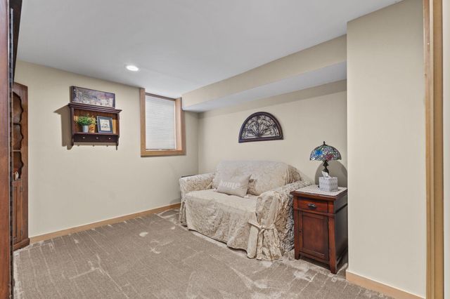 5300 Saint Croix Avenue N, Golden Valley, MN 55422