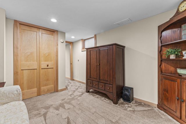 5300 Saint Croix Avenue N, Golden Valley, MN 55422