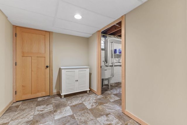 5300 Saint Croix Avenue N, Golden Valley, MN 55422