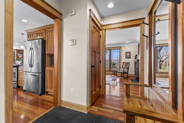 5300 Saint Croix Avenue N, Golden Valley, MN 55422