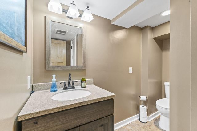 5300 Saint Croix Avenue N, Golden Valley, MN 55422