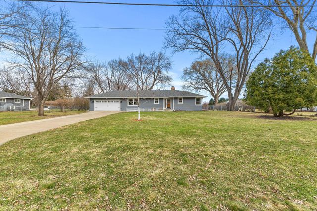 5300 Saint Croix Avenue N, Golden Valley, MN 55422