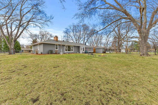 5300 Saint Croix Avenue N, Golden Valley, MN 55422