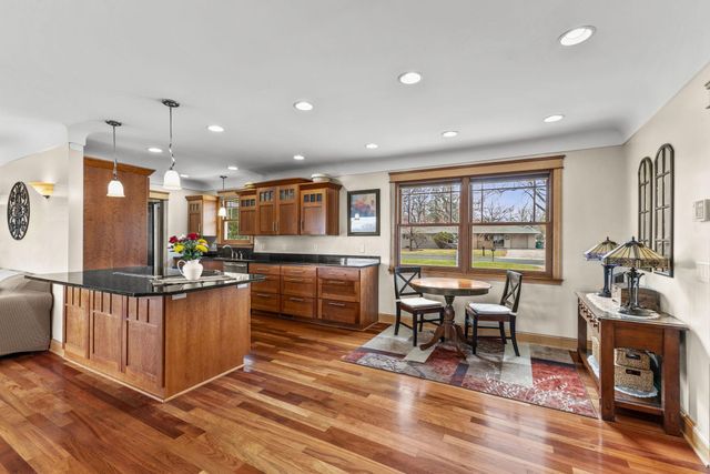 5300 Saint Croix Avenue N, Golden Valley, MN 55422