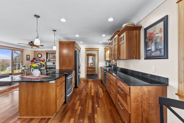 5300 Saint Croix Avenue N, Golden Valley, MN 55422