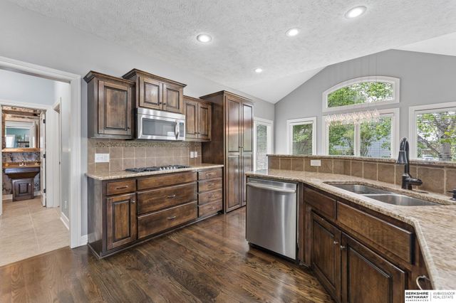 504 S HWS Cleveland Boulevard, Omaha, NE 68022