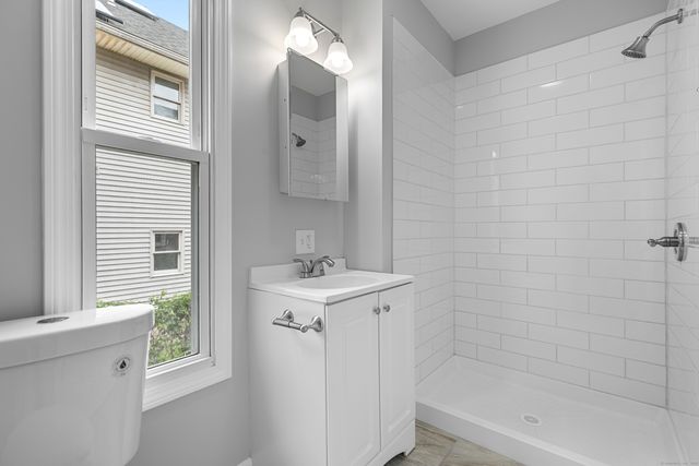 196 Farren Avenue, New Haven, CT 06513