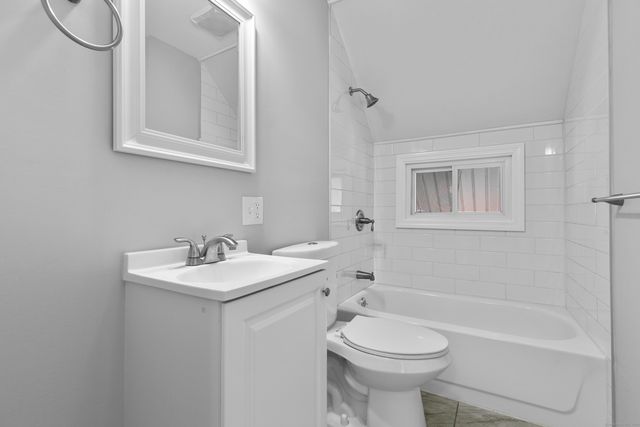 196 Farren Avenue, New Haven, CT 06513