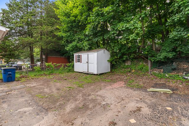 196 Farren Avenue, New Haven, CT 06513