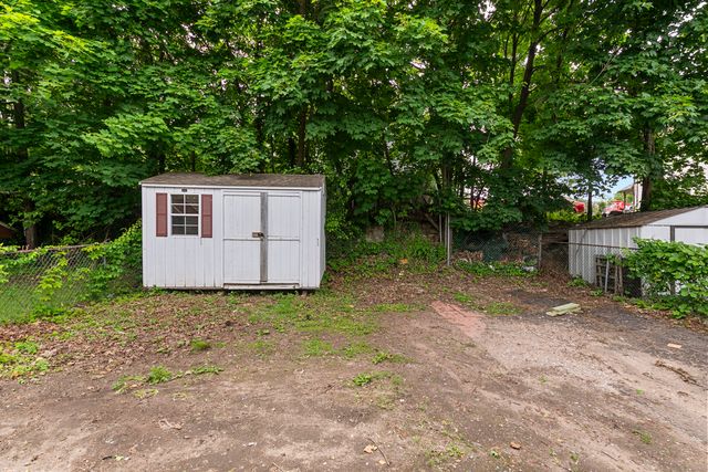 196 Farren Avenue, New Haven, CT 06513