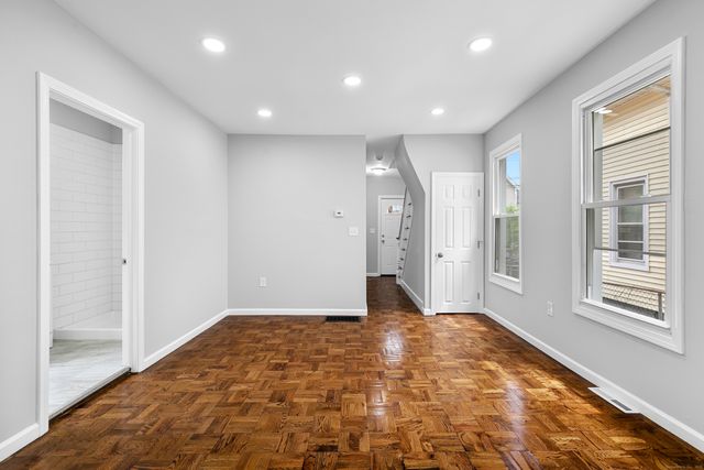 196 Farren Avenue, New Haven, CT 06513
