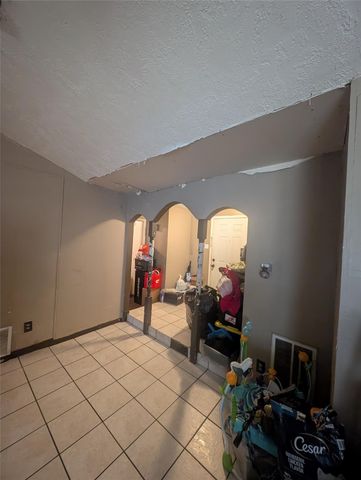 13915 Buffalo Speedway, Houston, TX 77045