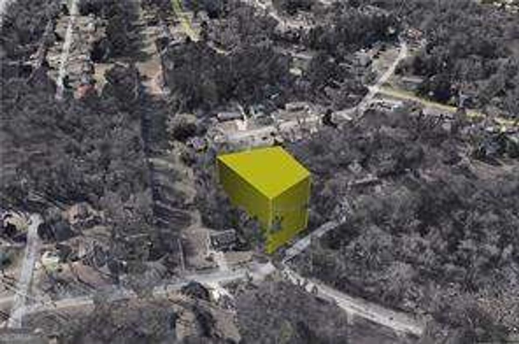 1727 Grandeus Lane SW, Stone Mountain, GA 30087