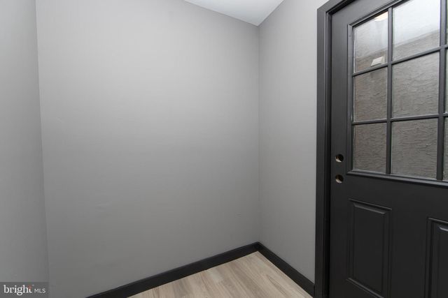 832 LEAGUE ST, Philadelphia, PA 19147
