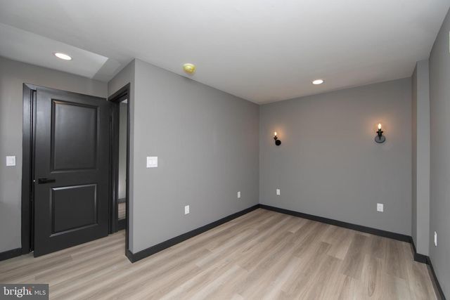 832 LEAGUE ST, Philadelphia, PA 19147
