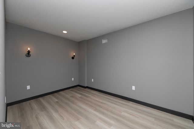 832 LEAGUE ST, Philadelphia, PA 19147