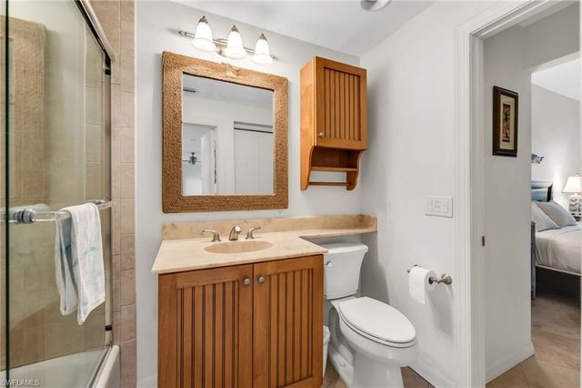 504 La Peninsula BLVD 504, Naples, FL 34113