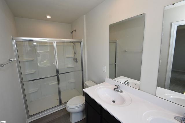 523 Eden Hall Road, Woodruff, SC 29388
