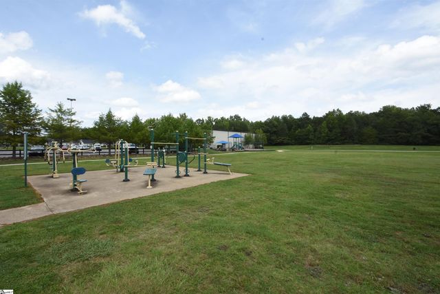 523 Eden Hall Road, Woodruff, SC 29388