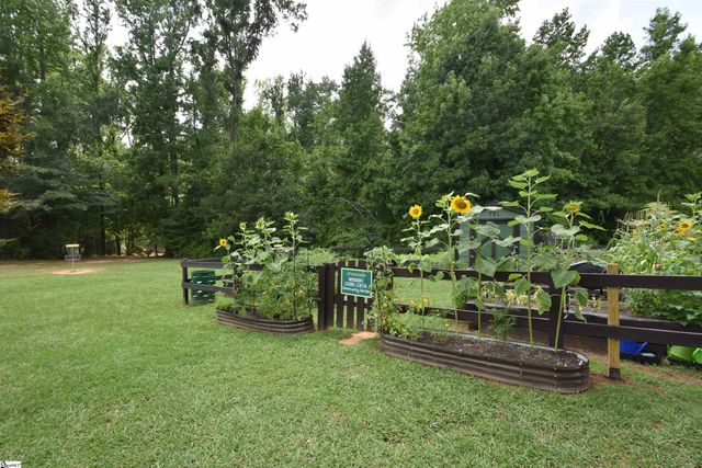 523 Eden Hall Road, Woodruff, SC 29388