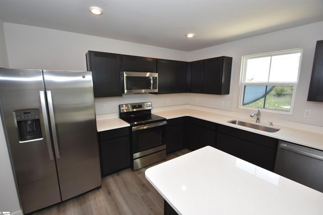 523 Eden Hall Road, Woodruff, SC 29388