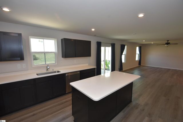 523 Eden Hall Road, Woodruff, SC 29388