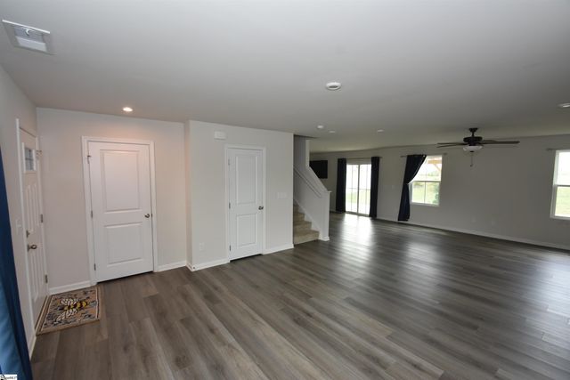 523 Eden Hall Road, Woodruff, SC 29388